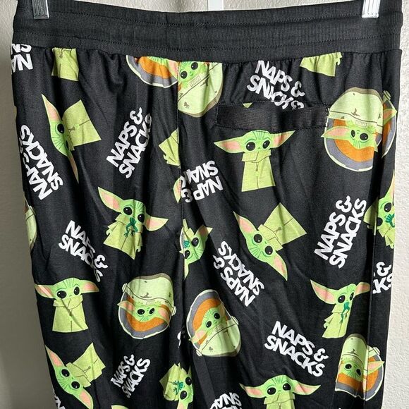 NWOT Star Wars Unisex Black Graphic Jogger Lounge Pants Baby Yoda - Size Large - Picture 5 of 7